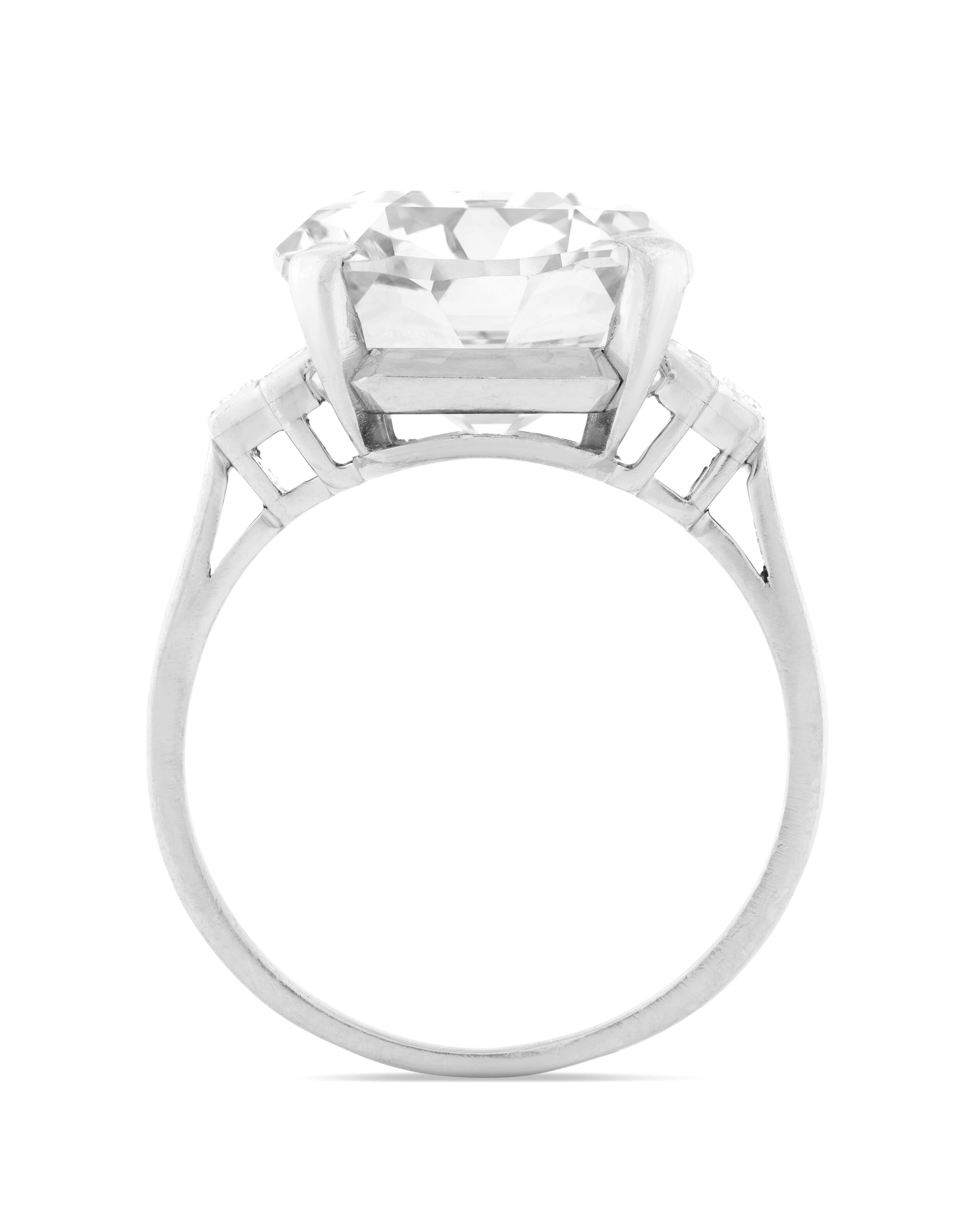 GIA Certifed 5 Carat Old Mine Cut  Engagement Platinum Ring In New Condition For Sale In Chicago, IL