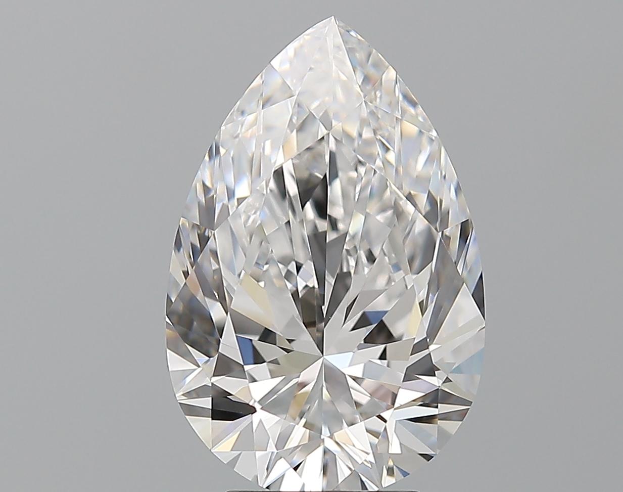 Moderne Bague avec diamant royal de 5 carats certifié GIA en vente