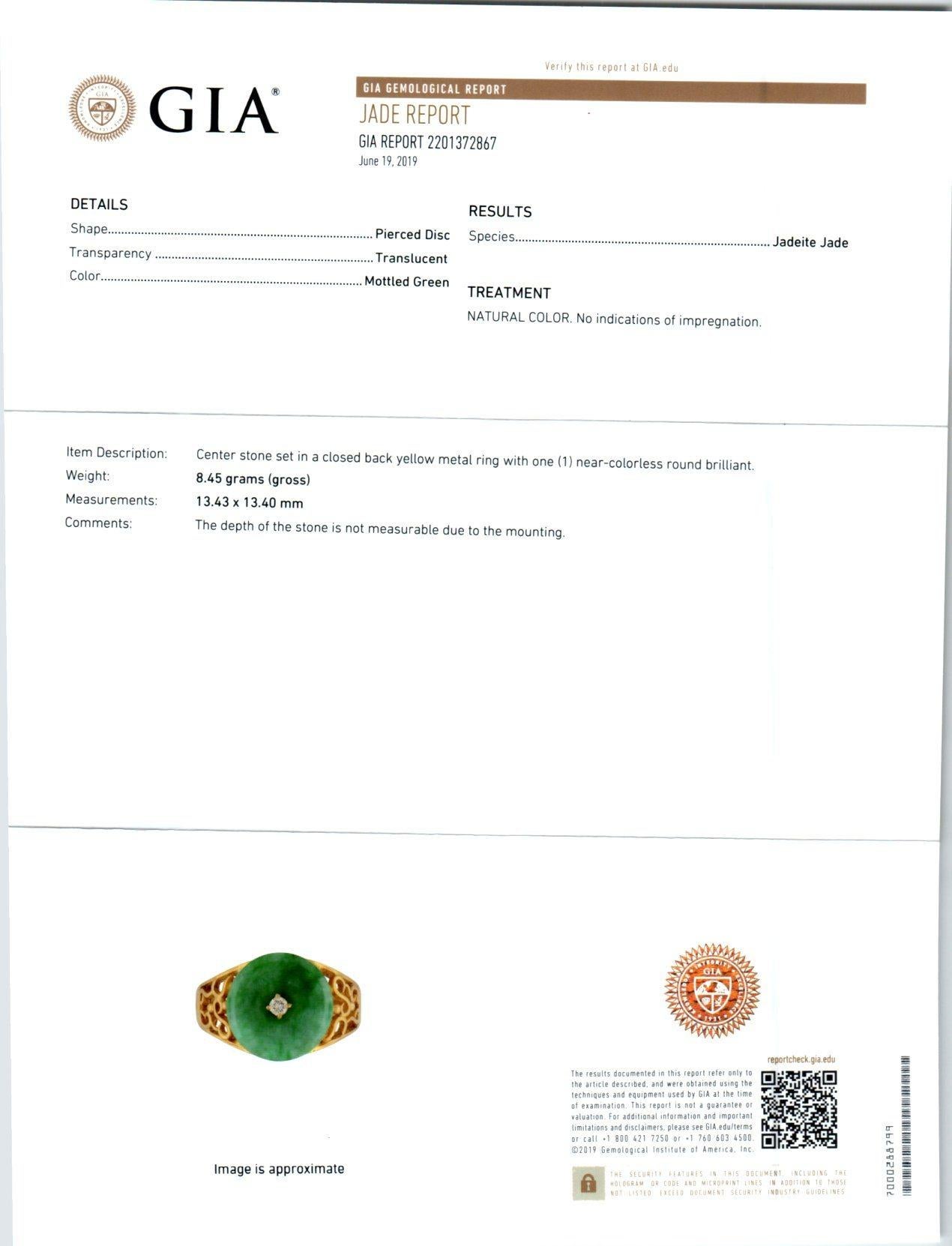 Round Cut GIA Certified Jadeite Jade Diamond Yellow Gold Ring For Sale