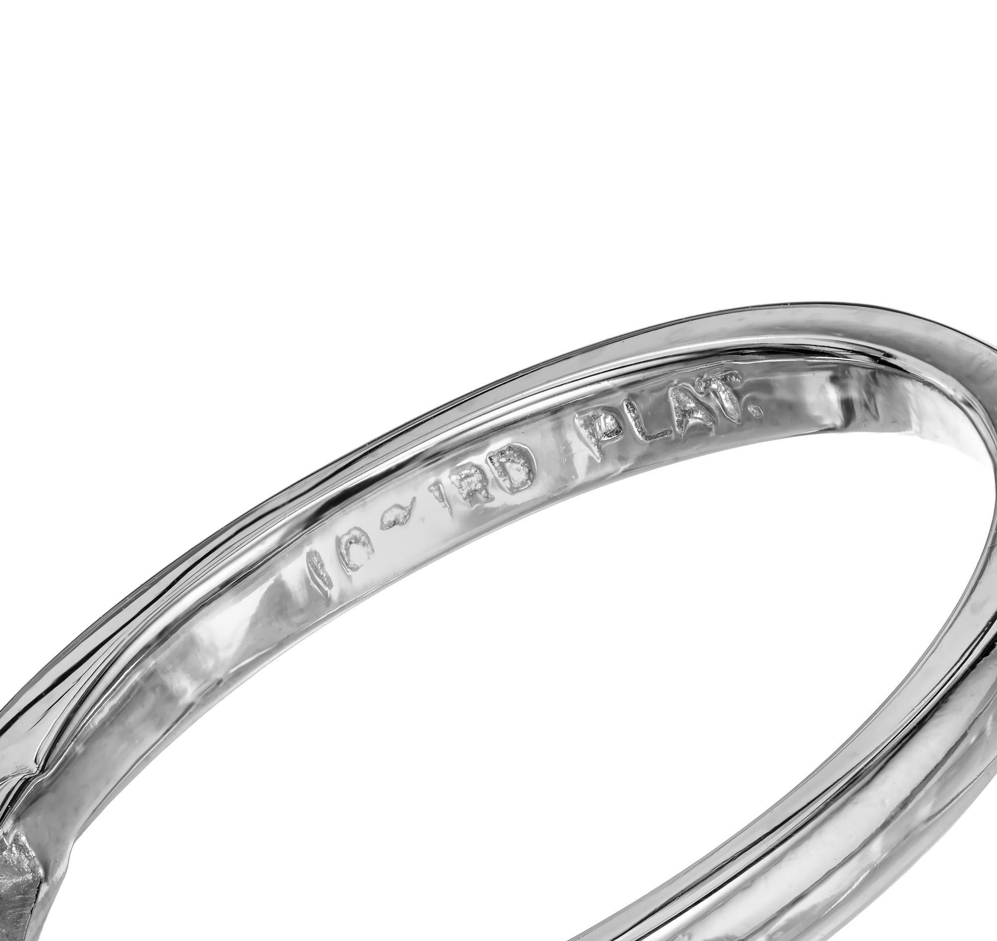 Women's GIA 1.09 Carat Sapphire Diamond Platinum Three-stone Engagement Ring  For Sale