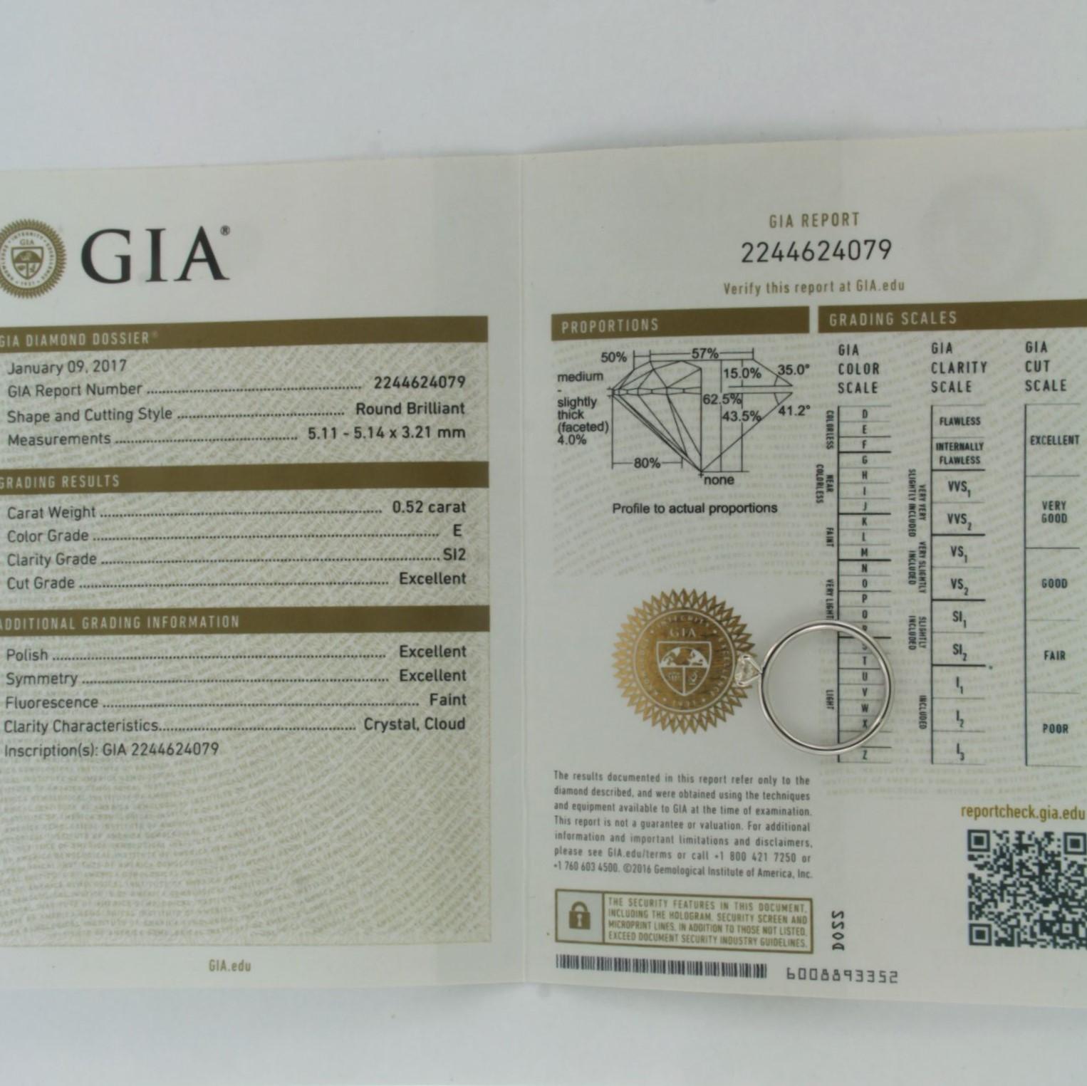 GIA certificate. - 18k gold solitaire ring with diamond For Sale 2