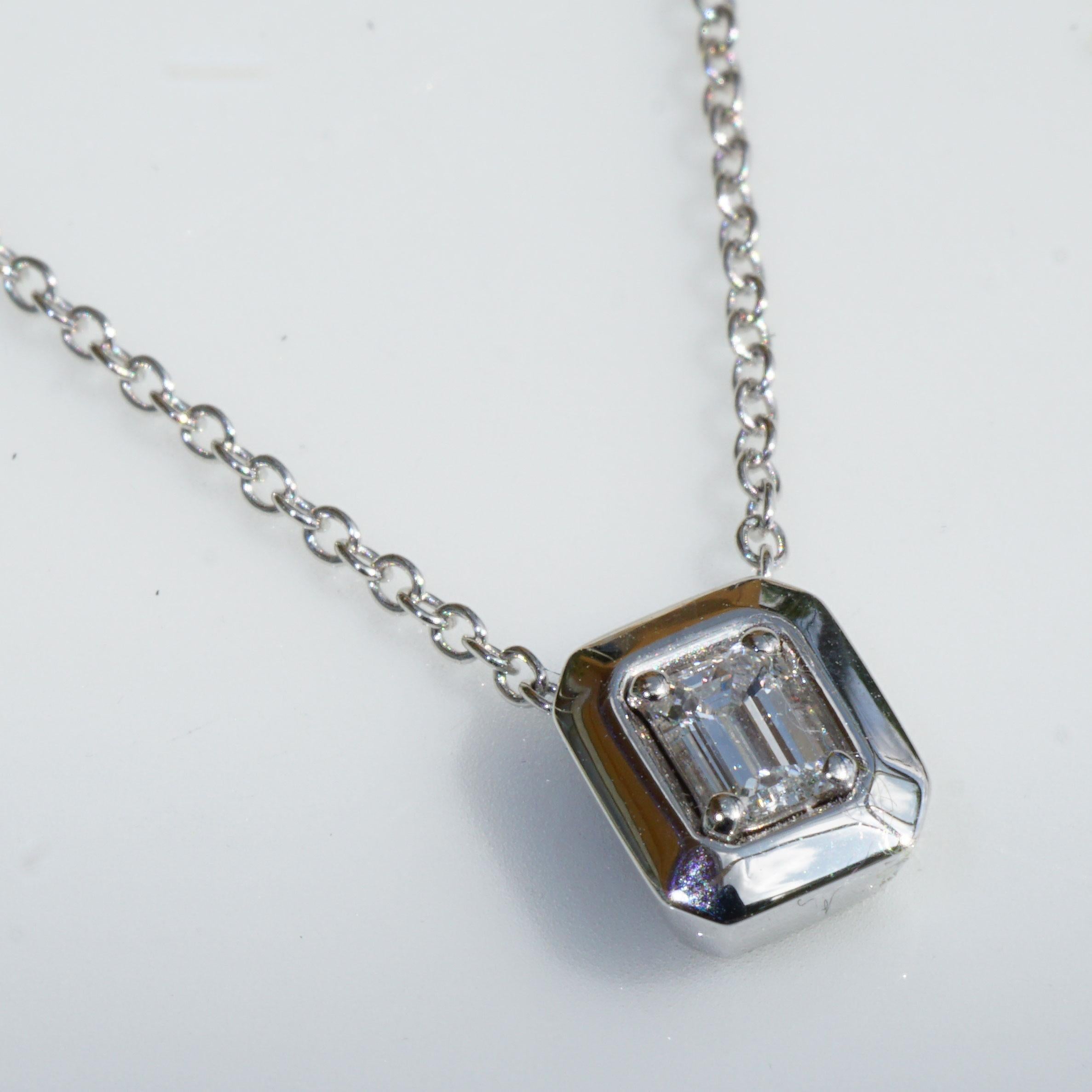 Modern  GIA Certificate Diamond Emeraldcut Necklace 0.30 ct River E VVS  For Sale
