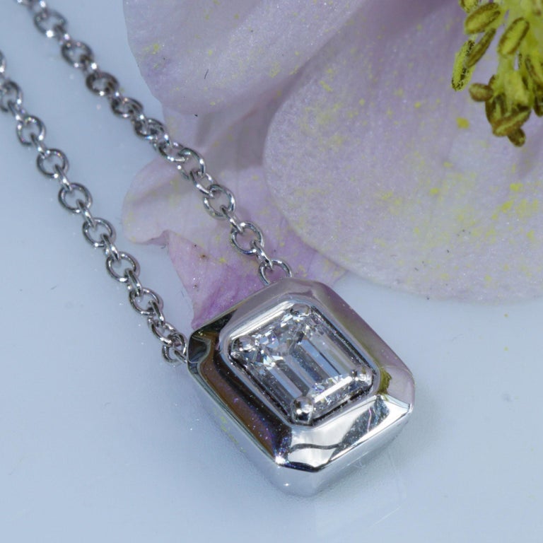 GIA-zertifizierte Diamant-Halskette mit Smaragdschliff 0,30 Karat River E  VVS im Angebot bei 1stDibs