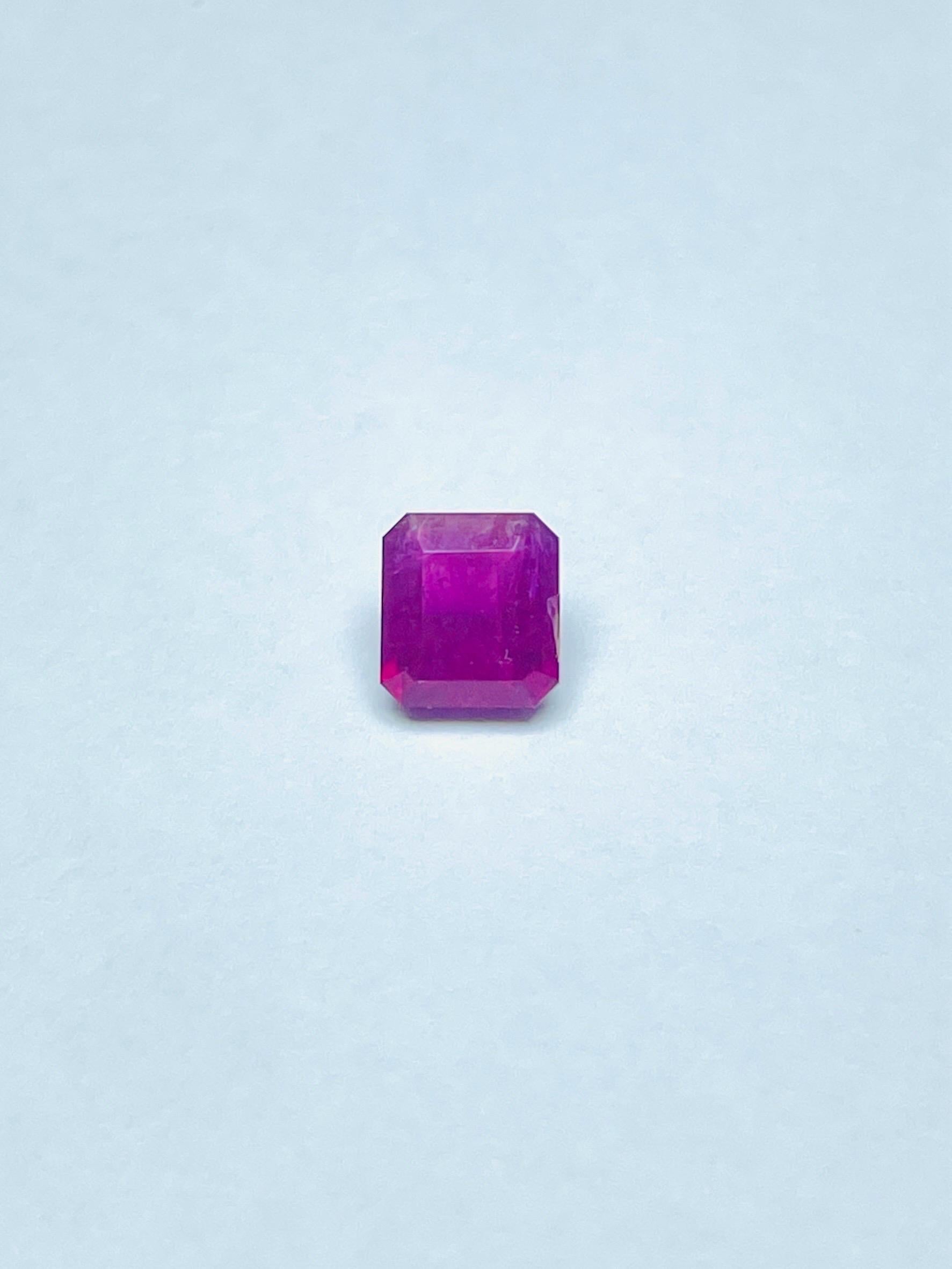 0,77 Karat GIA-Zertifikat Roter Smaragd (Roter Beryll) von amerikanischem seltenem, sauberem Auge im Zustand „Neu“ im Angebot in bangkok, TH