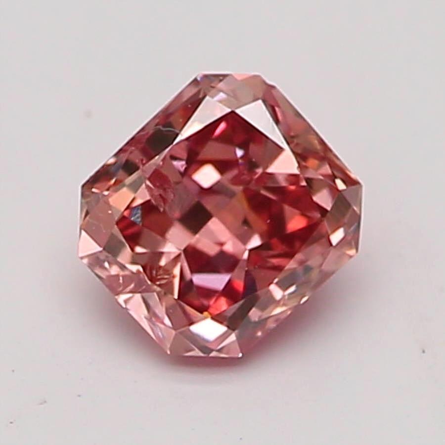 Certificato: GIA 
Numero del rapporto: 6195276595
Forma e taglio: Radiante
Peso in carati: 0,18 carati
Misure: 3,39 x 3,11 x 2,08 mm
Grado di colore: Fancy Deep Pink Brown

CARATTERISTICHE DEL DIAMANTE:

Questo Fancy Deep Pink Brown Diamond è un