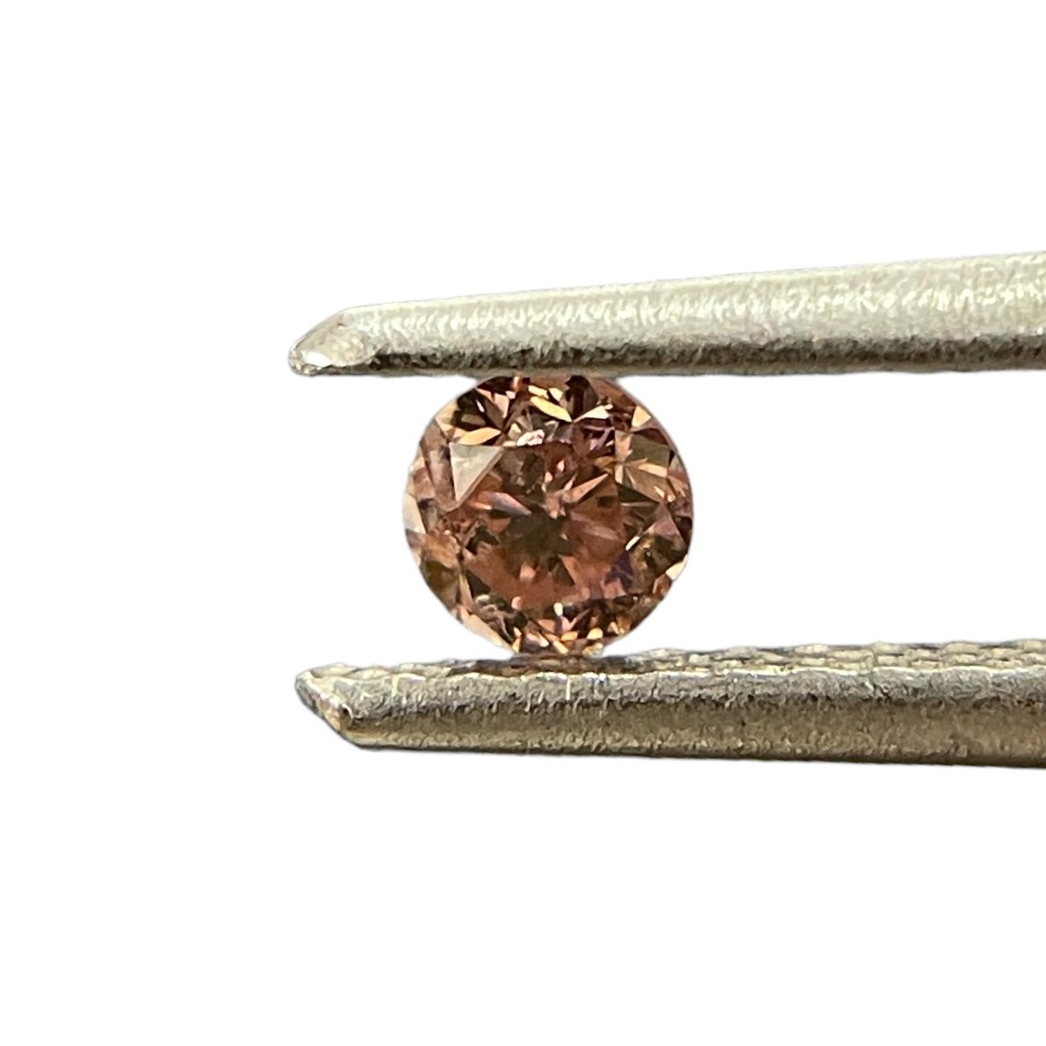 Modern GIA Certified 0.18 TCW Round Fancy Brown-Pink Natural Diamond For Sale