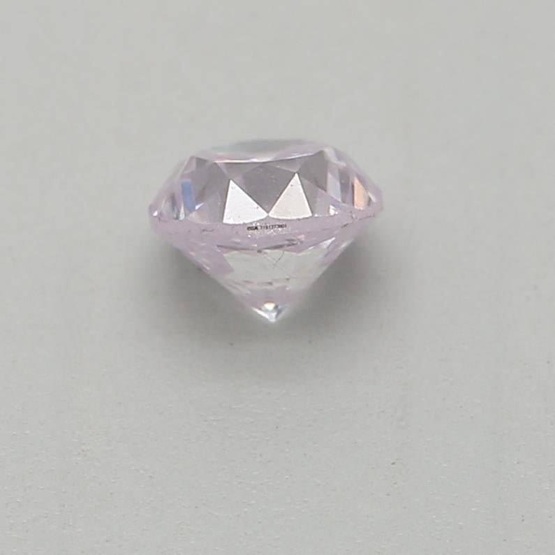 GIA Certificato 0,21 Carati Fancy Light Purplish Pink SI1 Clarity In condizioni Nuovo in vendita a บางรัก, TH