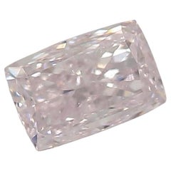 Diamante certificado por el GIA de 0,25 quilates de color rosa muy claro y claridad VS1