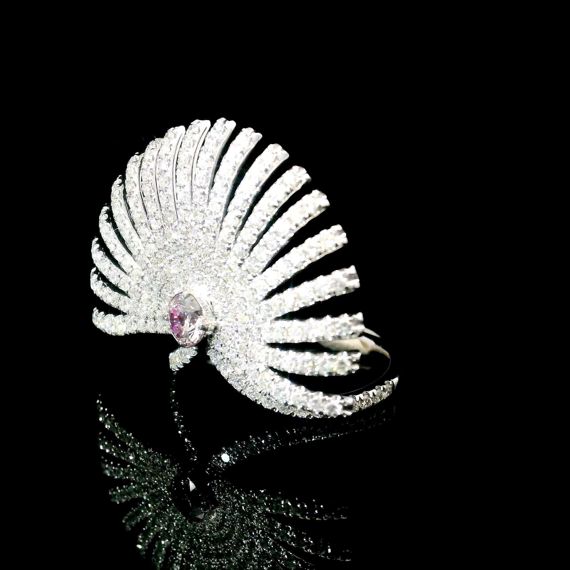 GIA Certified 0.26 Carat Faint Pink VS1 Clarity Diamond Ring In New Condition For Sale In บางรัก, TH