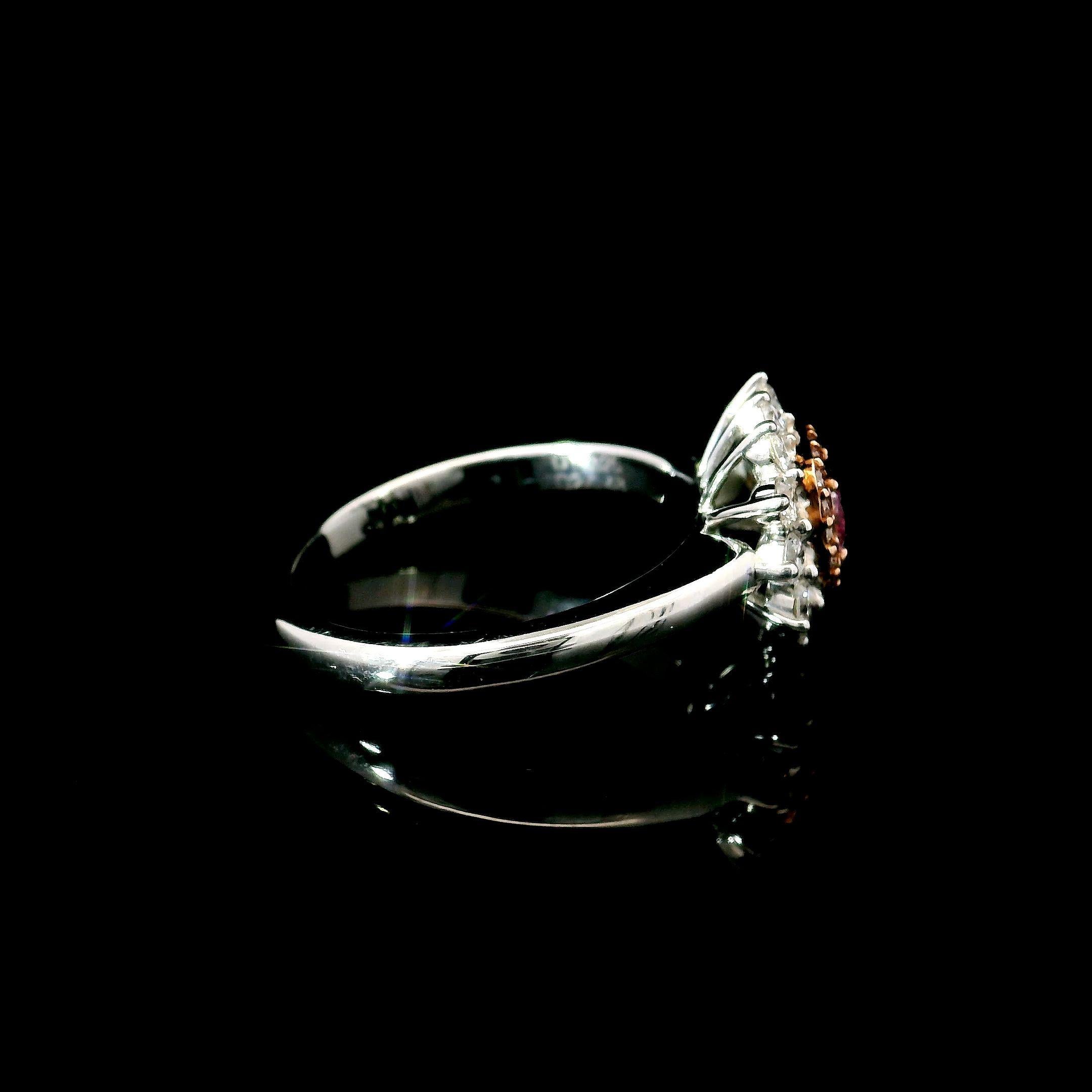 da uomo o donna Anello con diamante certificato GIA da 0,26 carati di colore rosa tenue con purezza VS1 in vendita