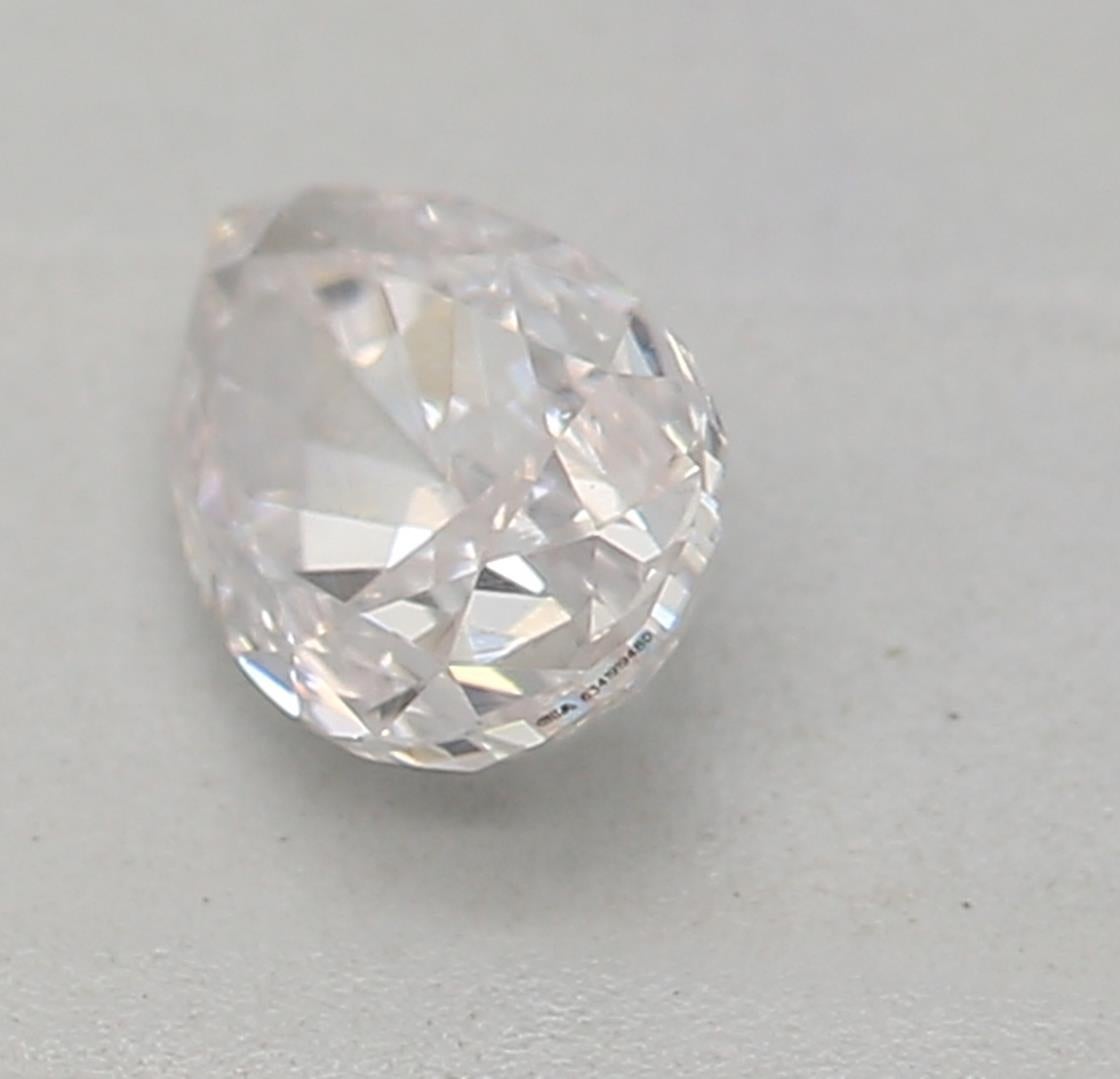 Taglio a goccia Diamante certificato GIA da 0,28 carati di colore rosa tenue con purezza SI1 in vendita