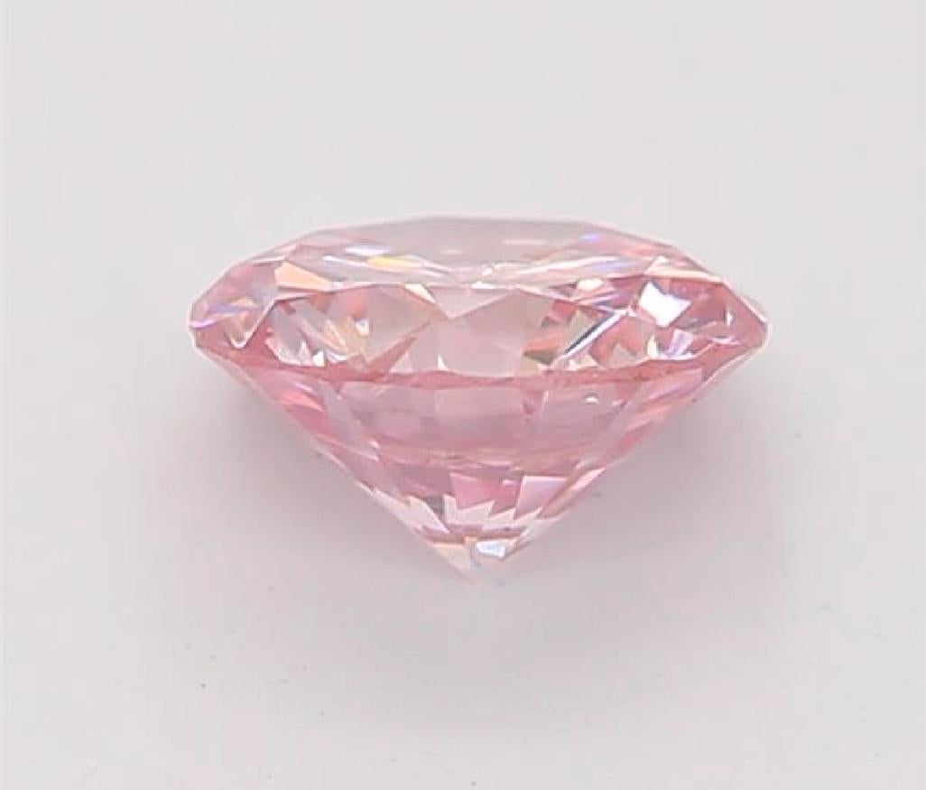 GIA Certified 0.29 Carat Fancy Pink SI2 Clarity Diamond In New Condition For Sale In บางรัก, TH