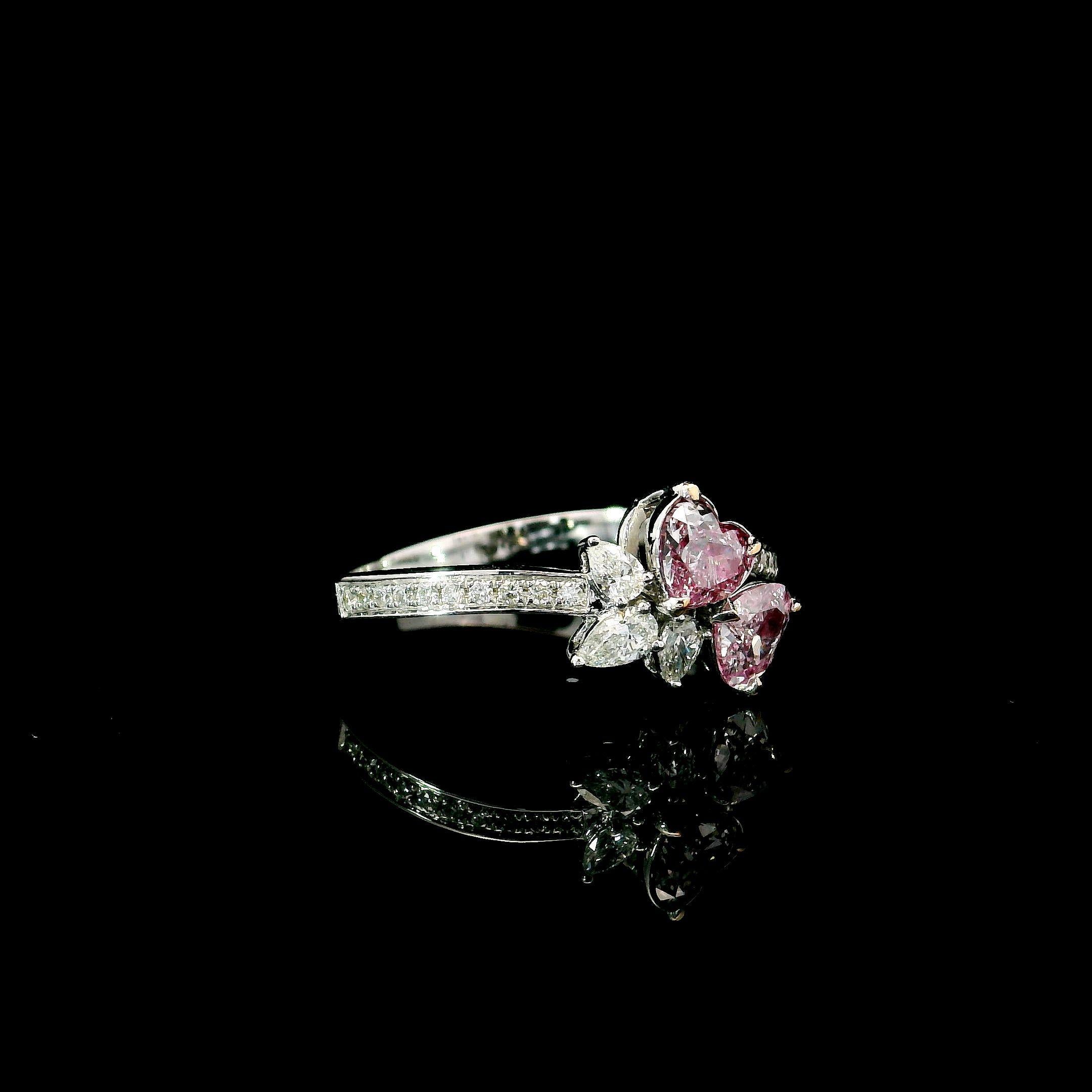 GIA-zertifizierter 0,30 , 0,20 Karat Hellrosa VS1 , VS2 Reinheitsring mit Diamanten (Herzschliff)