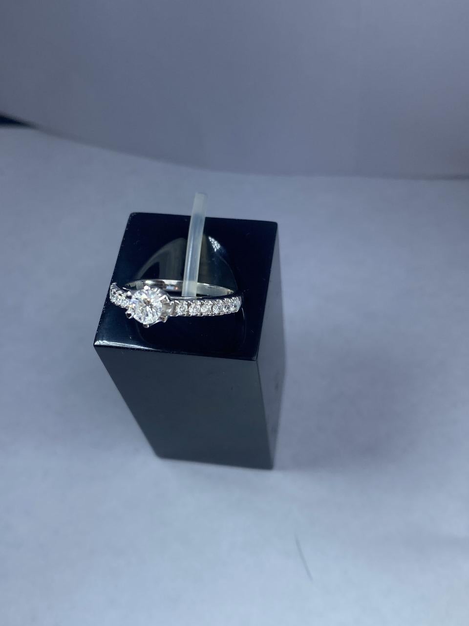 Round Cut GIA Certified 0.30 Carat D Colour if Clarity Diamond Ring For Sale