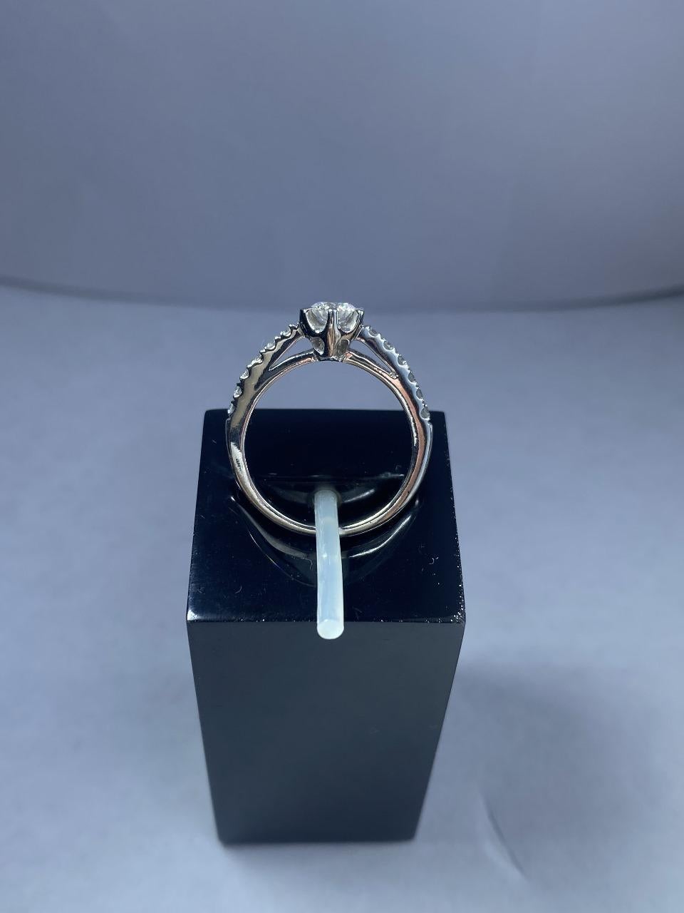 Women's or Men's GIA Certified 0.30 Carat D Colour if Clarity Diamond Ring For Sale
