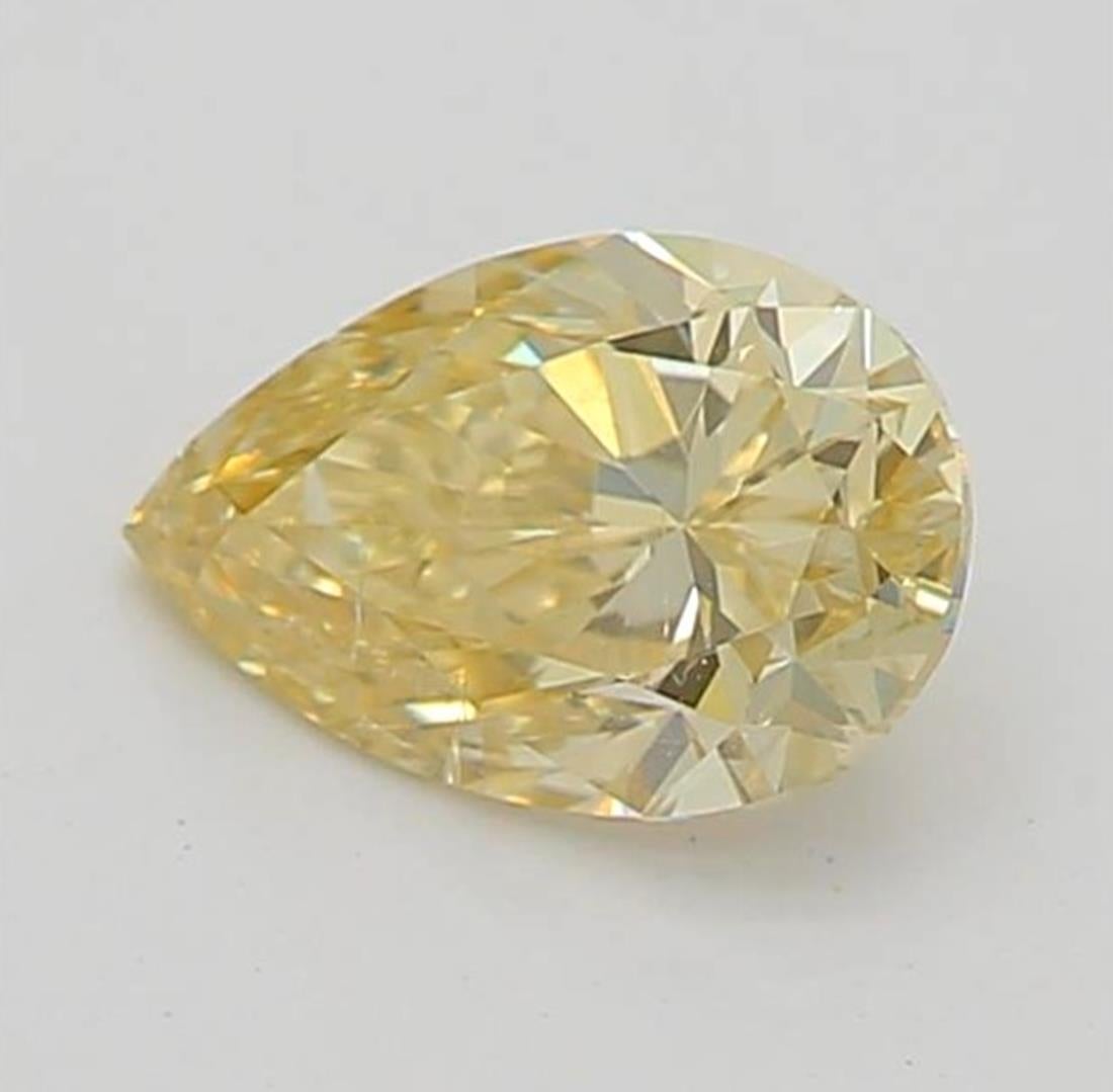 Taille poire Diamant fantaisie jaune brun clair de 0,30 carat de pureté SI2 certifié par le GIA en vente