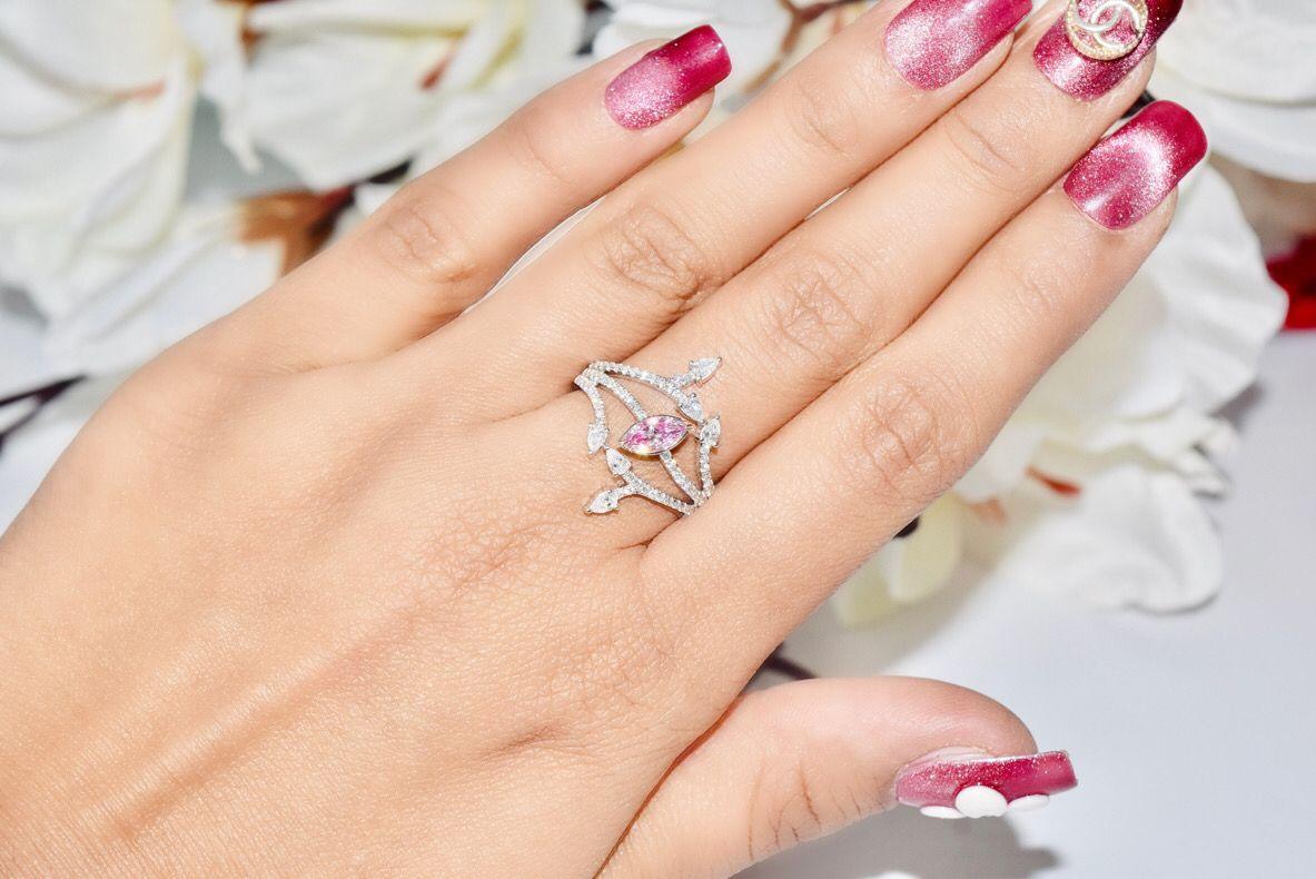 GIA zertifiziert 0,31 Karat Faint Pink Diamond Ring VS2 Klarheit im Zustand „Neu“ im Angebot in Kowloon, HK