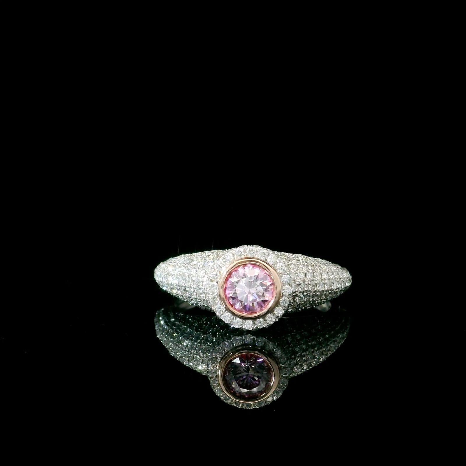 GIA Certified 0.31 Carat Faint Pink SI1 Clarity Diamond Ring For Sale 1