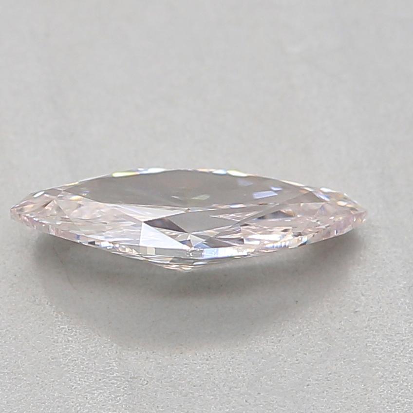 GIA Certified 0.31 Carat Faint Pink SI2 Clarity Diamond In New Condition For Sale In บางรัก, TH