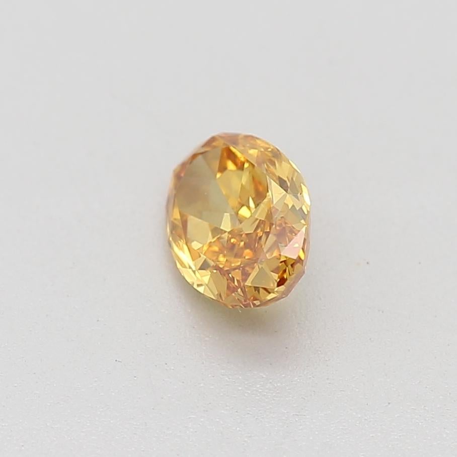 Diamante certificado por GIA de 0,31 quilates de color amarillo anaranjado intenso con claridad SI2 Corte oval en venta