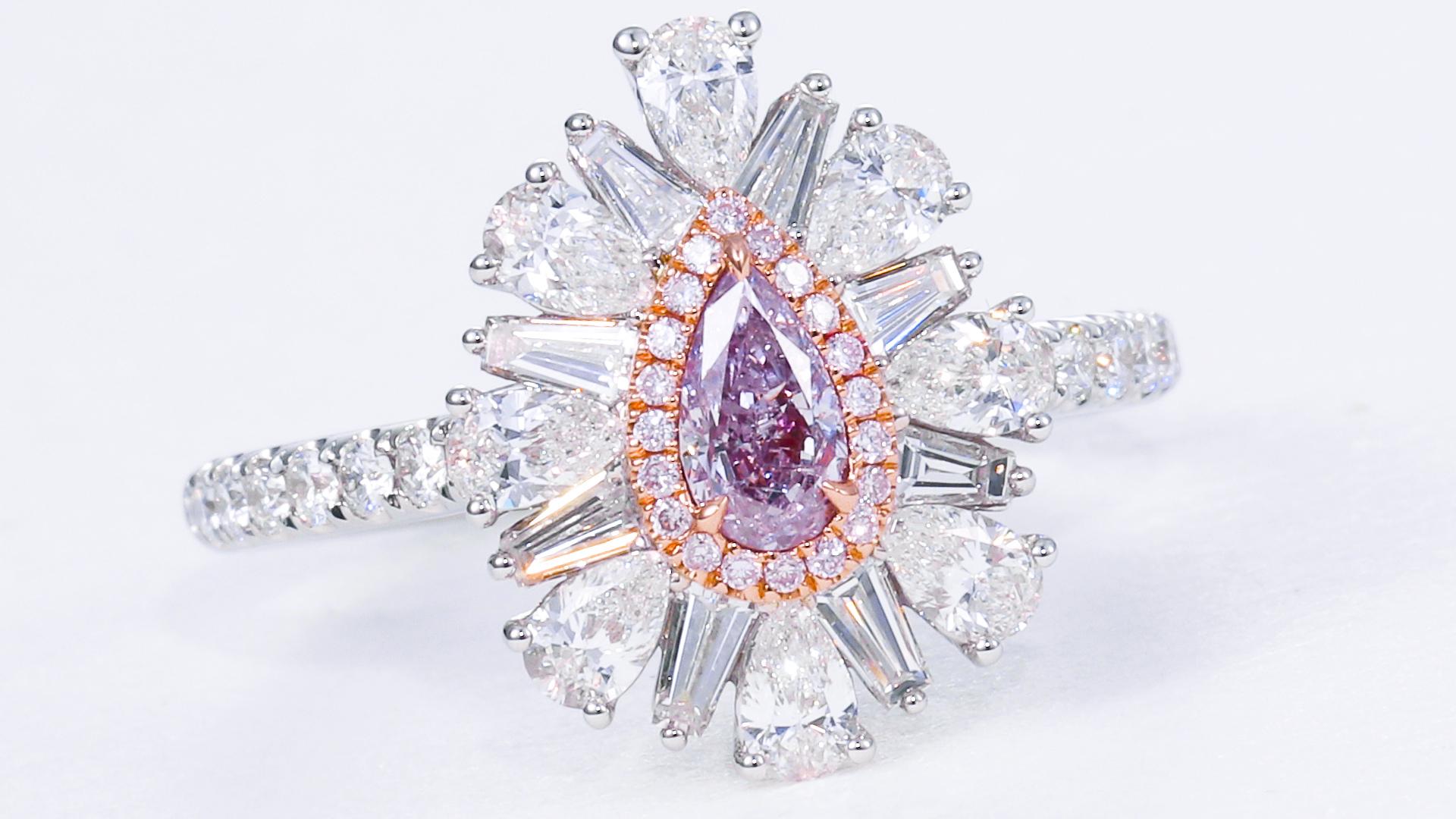Exquisite 18K White Gold Fancy Pink-Purple Diamond Engagement Ring – A Perfect Proposal Gift for Her

This stunning engagement ring is crafted from luxurious 18K white gold, weighing a total of 4.06 grams, and is designed to be the ultimate
