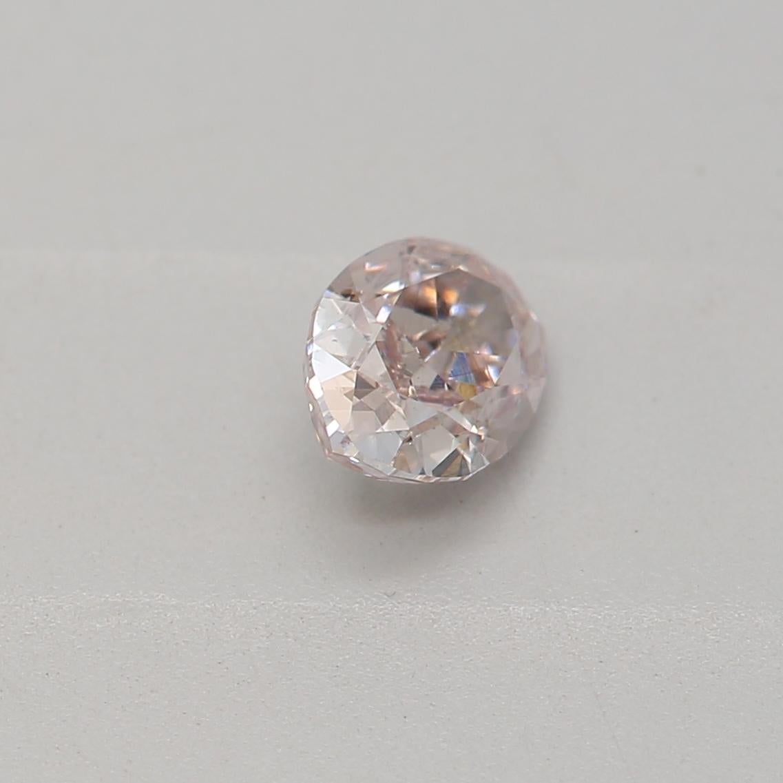 GIA Certified 0.32 Carat Fancy Brownish Pink SI1 Clarity Diamond In New Condition For Sale In บางรัก, TH