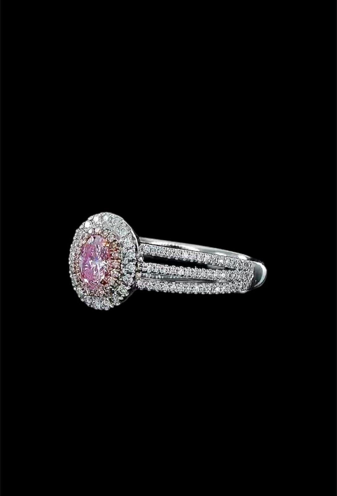 GIA Certified 0.33 Carat Faint Pink Diamond Ring VS2 Clarity For Sale 5