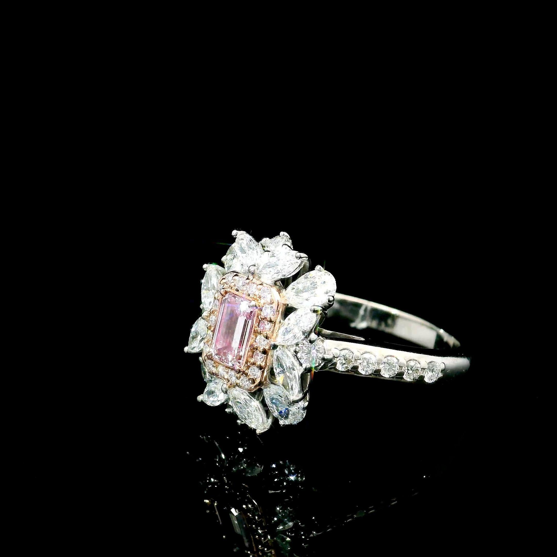 Anello con diamante certificato GIA da 0,33 carati di colore rosa tenue con purezza I1 In condizioni Nuovo in vendita a บางรัก, TH