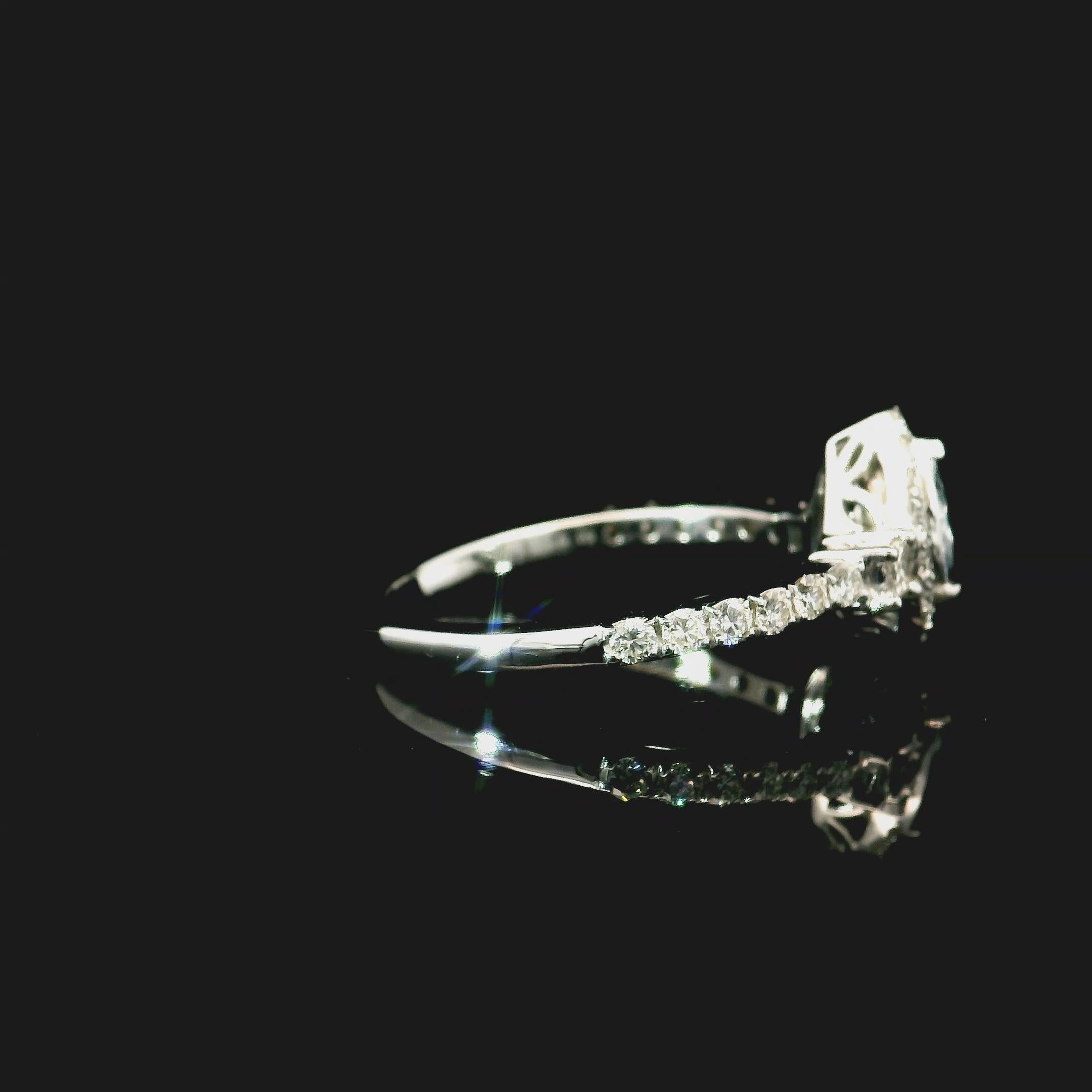 da uomo o donna Anello con diamante certificato GIA da 0,33 carati di colore azzurro (indeterminato) con purezza SI1 in vendita