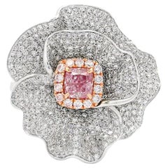 Anillo de diamantes con certificado GIA de 0,35 quilates de color rosa tenue y claridad VS1