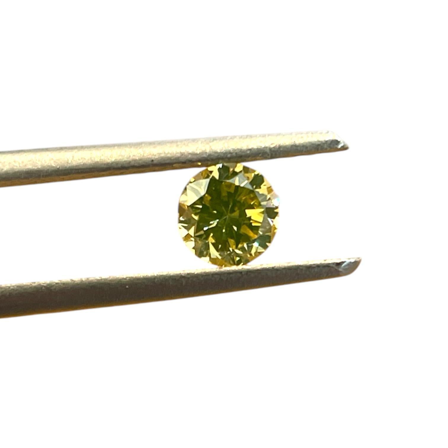 GIA Certified 0.35ct SI1 Fancy Intense Greenish Yellow Round Natural Diamond In Excellent Condition For Sale In New York, NY
