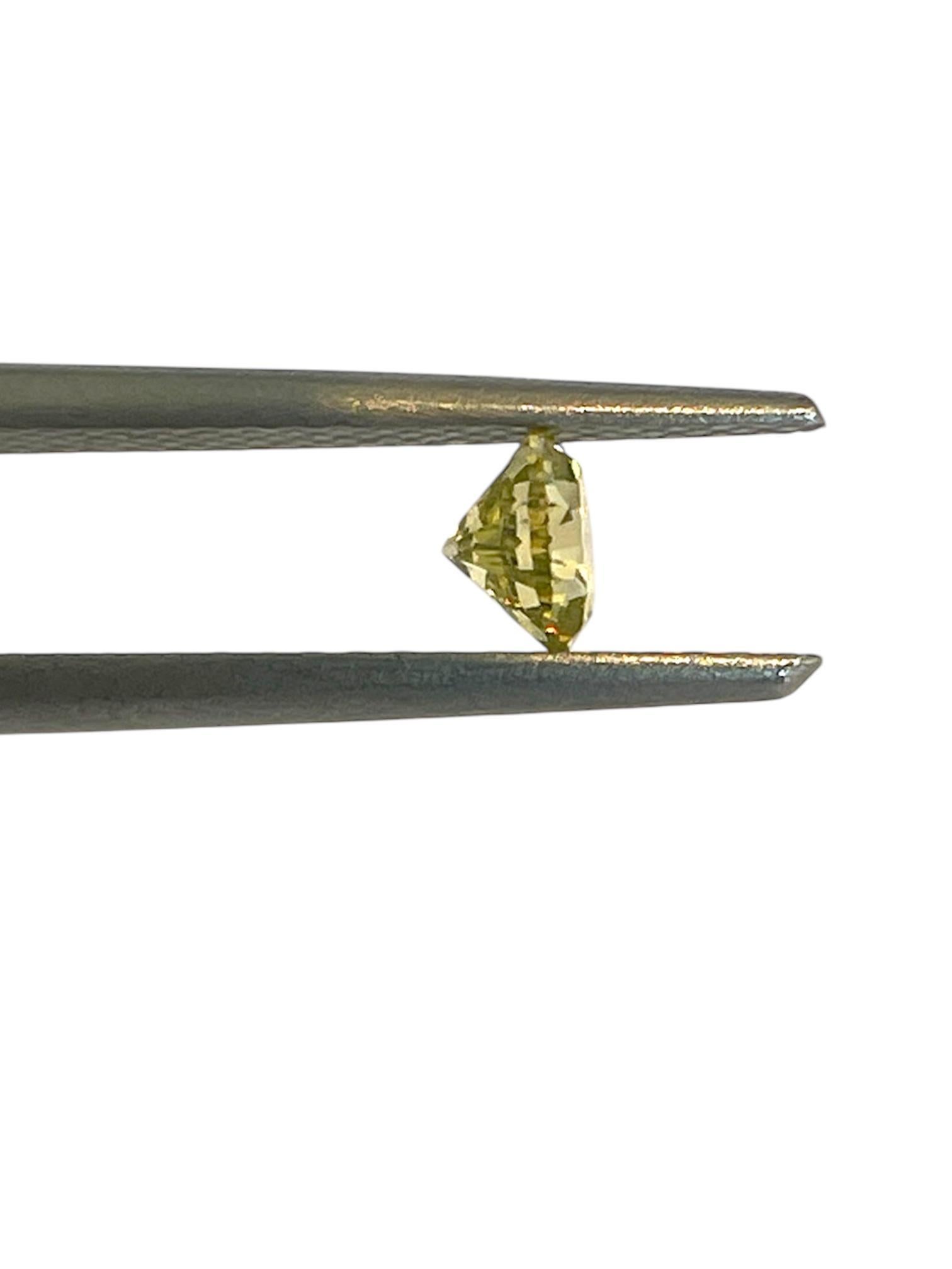 Women's or Men's GIA Certified 0.35ct SI1 Fancy Intense Greenish Yellow Round Natural Diamond For Sale