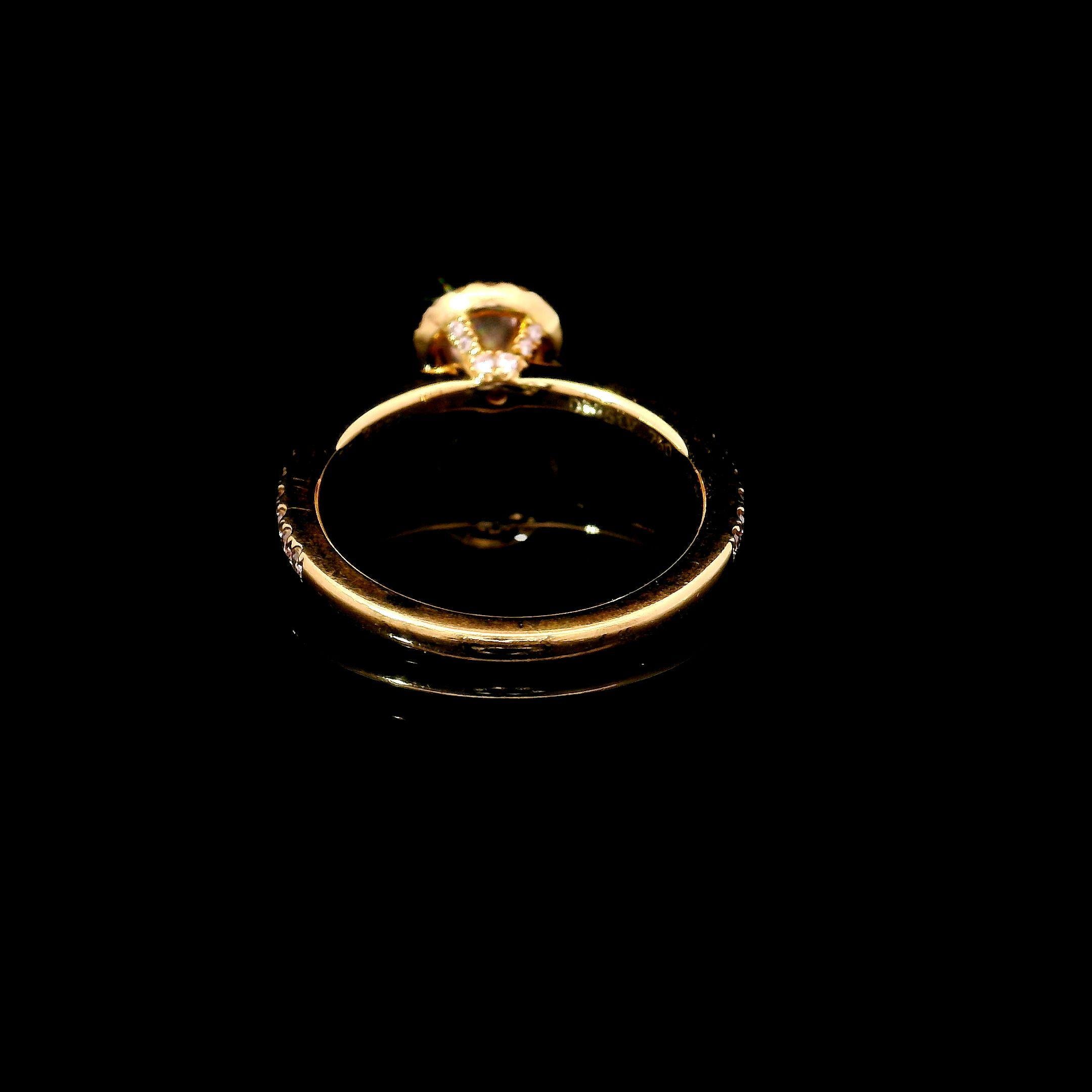 Women's or Men's GIA Certified 0.36 Carat Fancy Light Pink VS1 Clarity Diamond Ring For Sale