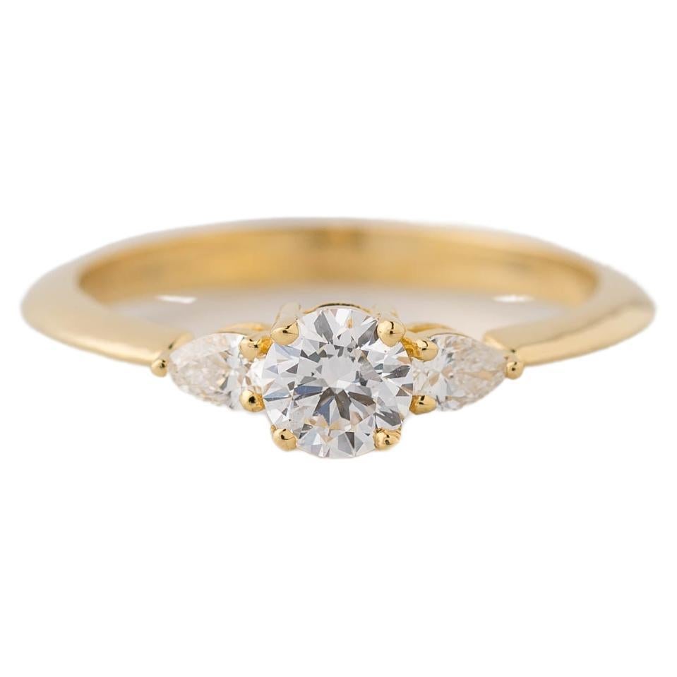 GIA Certified 0.55 Ctw 3-Stone Diamond Engagement Ring in 14k Yellow Gold For Sale
