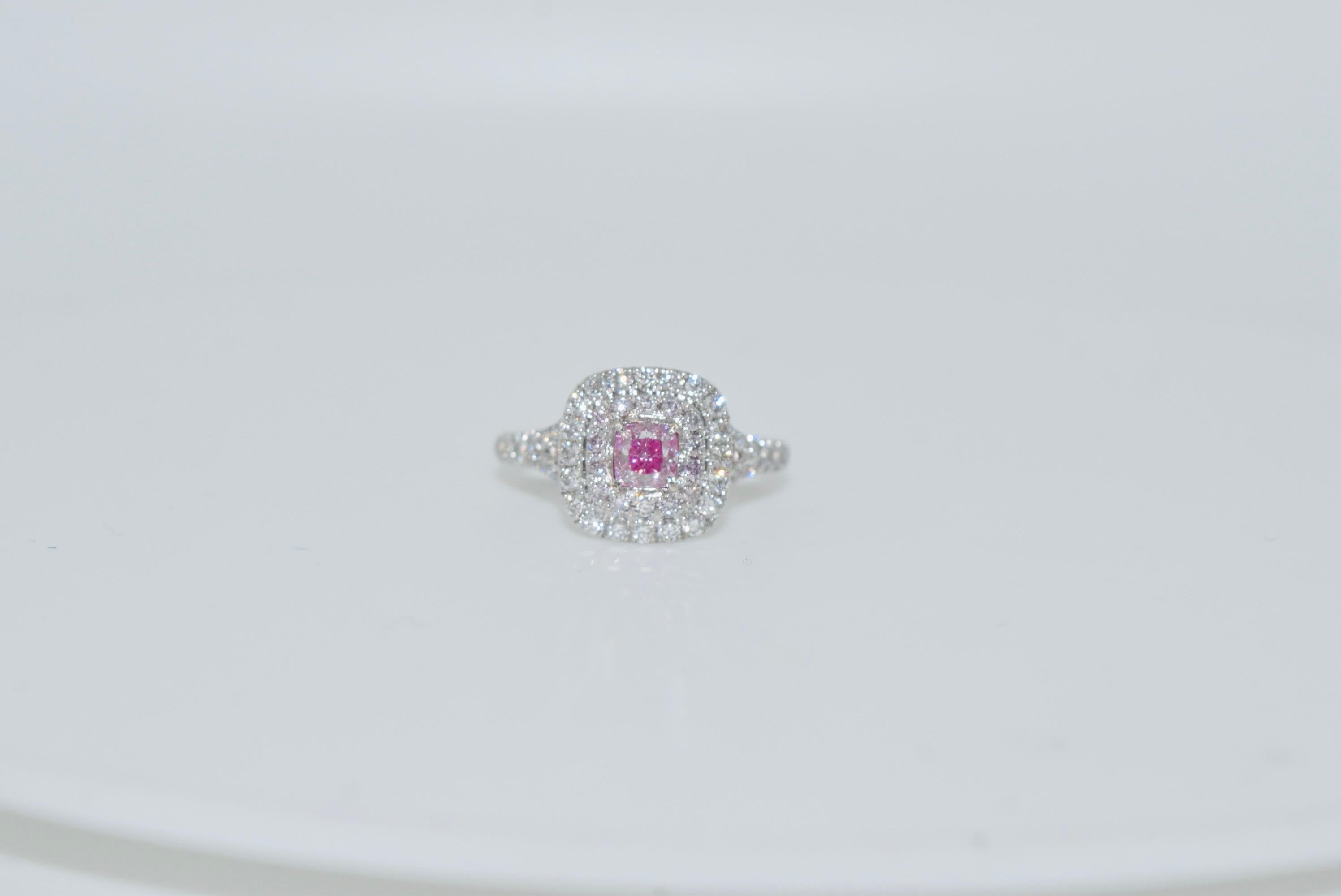 GIA Certified 0,40 Karat Faint Pink SI1 Clarity Diamantring im Angebot 6