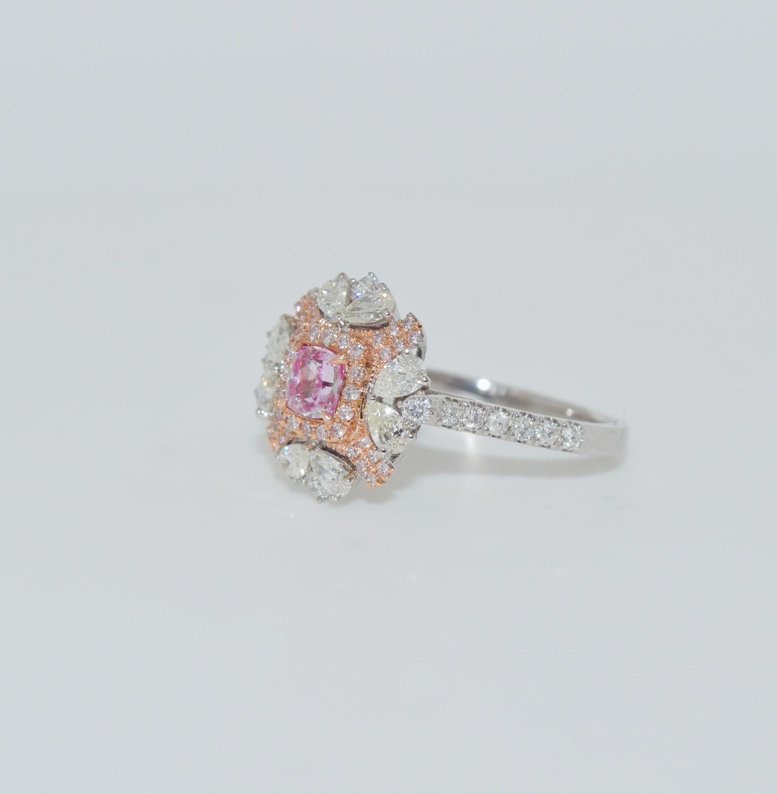 Women's or Men's GIA Certified 0.40 Carat Faint Pink SI1 Clarity Diamond ring For Sale