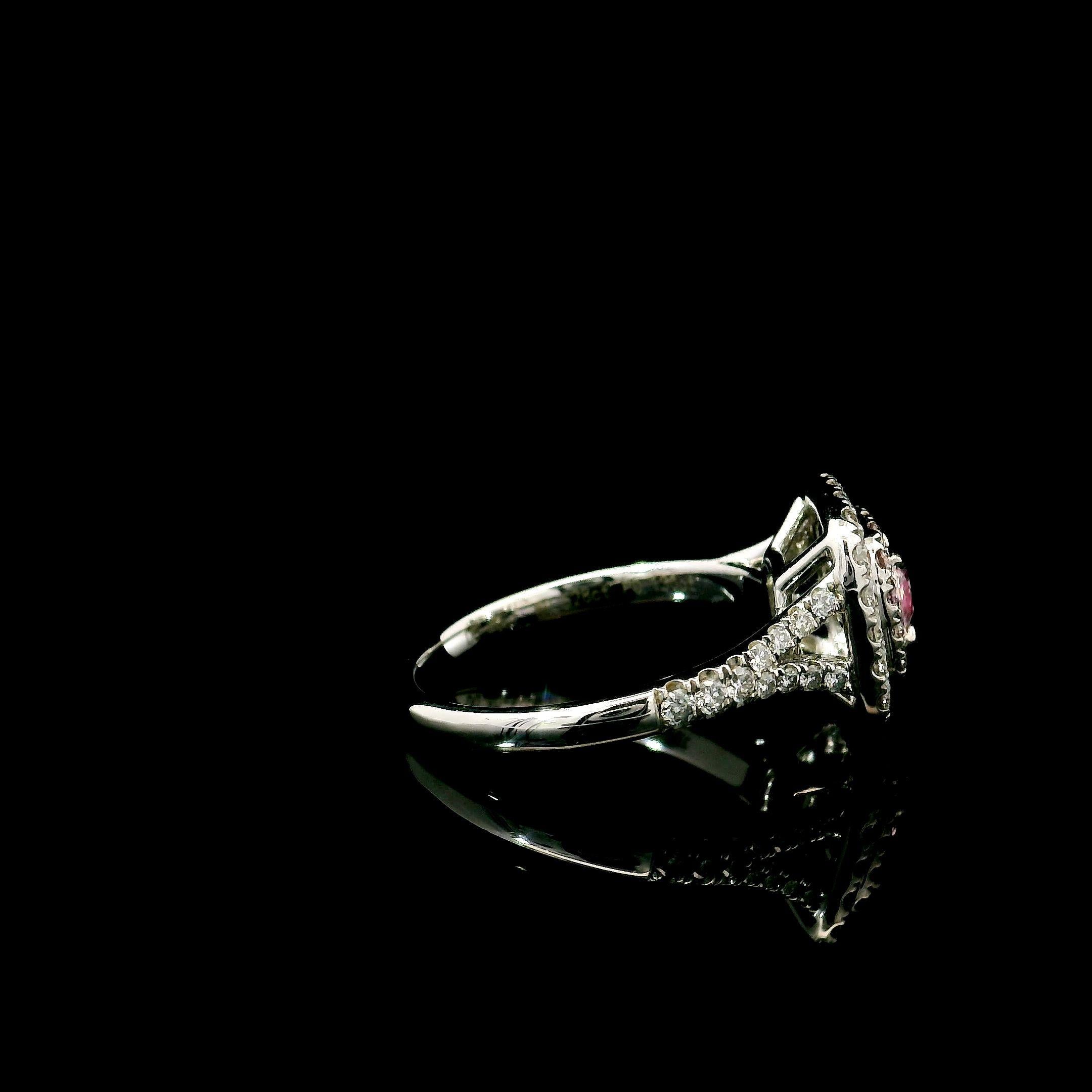 GIA Certified 0,40 Karat Faint Pink SI1 Clarity Diamantring im Angebot 2