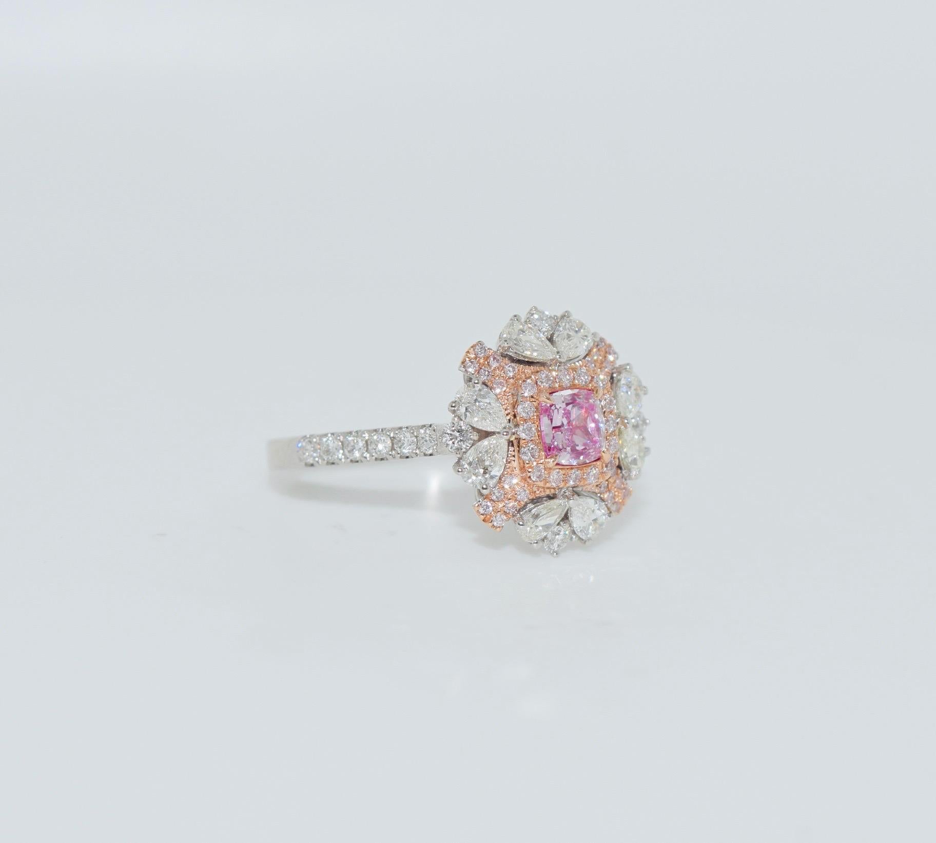 GIA Certified 0.40 Carat Faint Pink SI1 Clarity Diamond ring For Sale 2