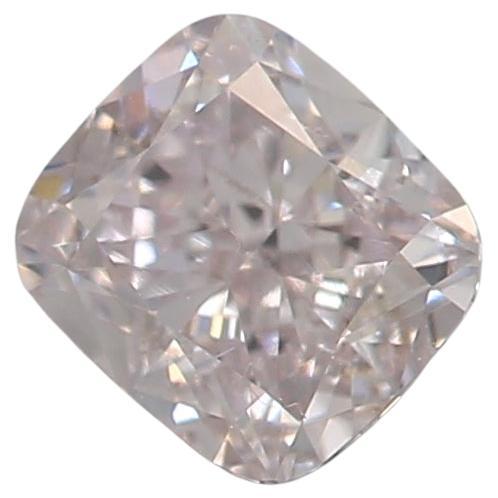 Diamant rose clair de 0,40 carat de pureté SI2 certifié par le GIA