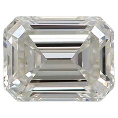 GIA Certified 0.40 Carat Faint Yellow Green VVS1 Clarity Diamond
