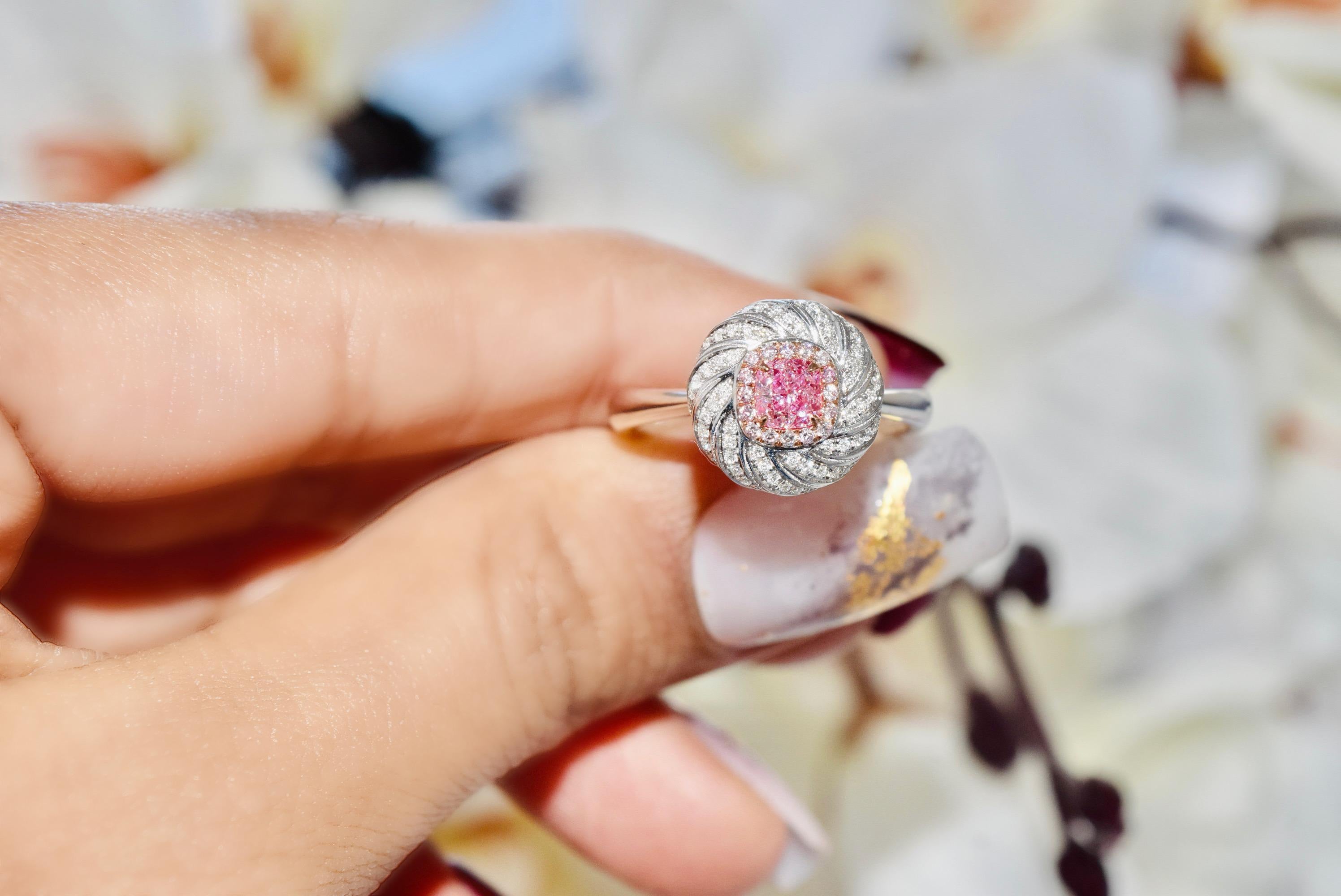 Gia Certified 0.40 Carat Pink Cushion Diamond Ring In New Condition For Sale In Kowloon, HK