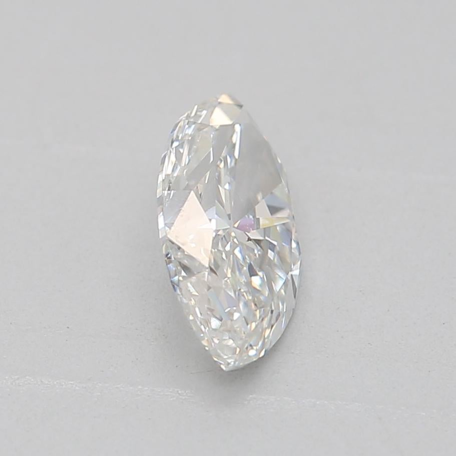 Women's or Men's GIA Certified 0.40 Carat Very Light Yellow Green VS2 Clarity Diamond For Sale