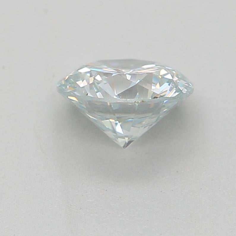 GIA Certified 0.41 Carat Fancy Light Bluish Green VVS2 Clarity Diamond In New Condition For Sale In บางรัก, TH