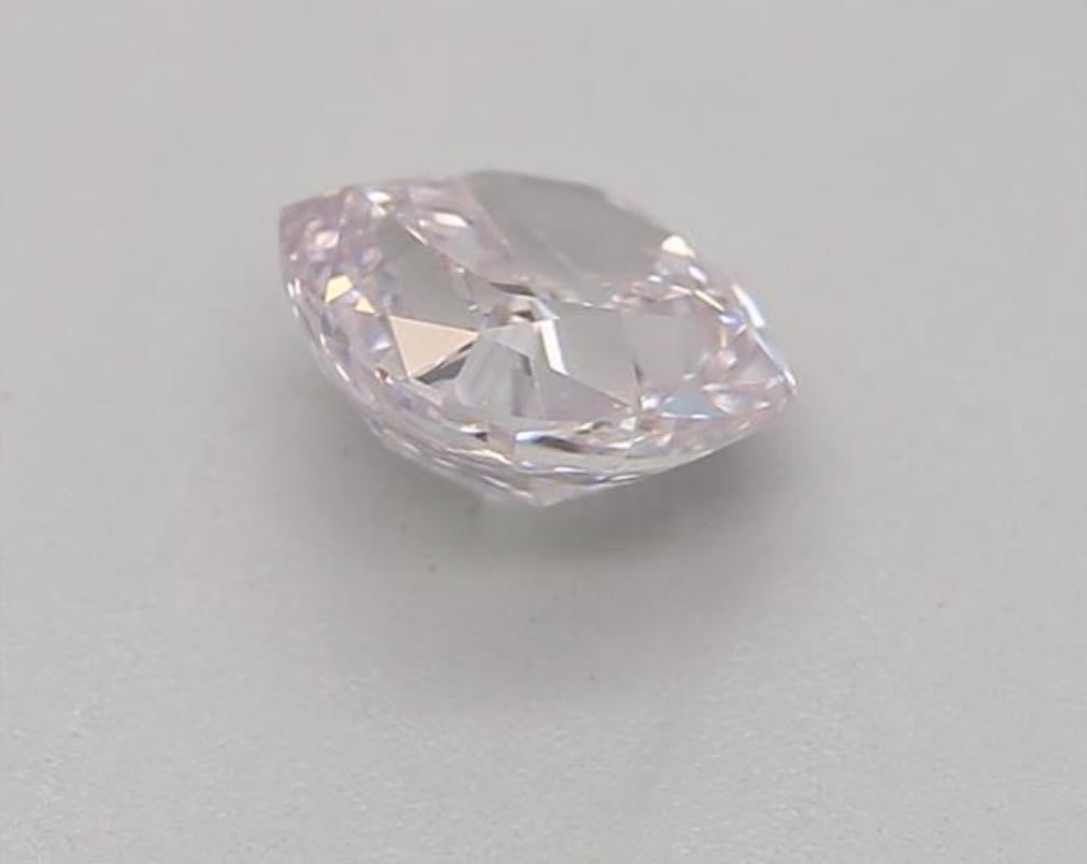 GIA Certified 0.41 Carat Fancy Pinkish Purple VVS2 Clarity Diamond In New Condition For Sale In บางรัก, TH