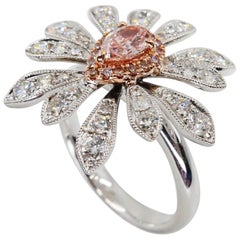 Anillo de cóctel con flor de diamante rosa anaranjado de 0,42 quilates certificado por el GIA
