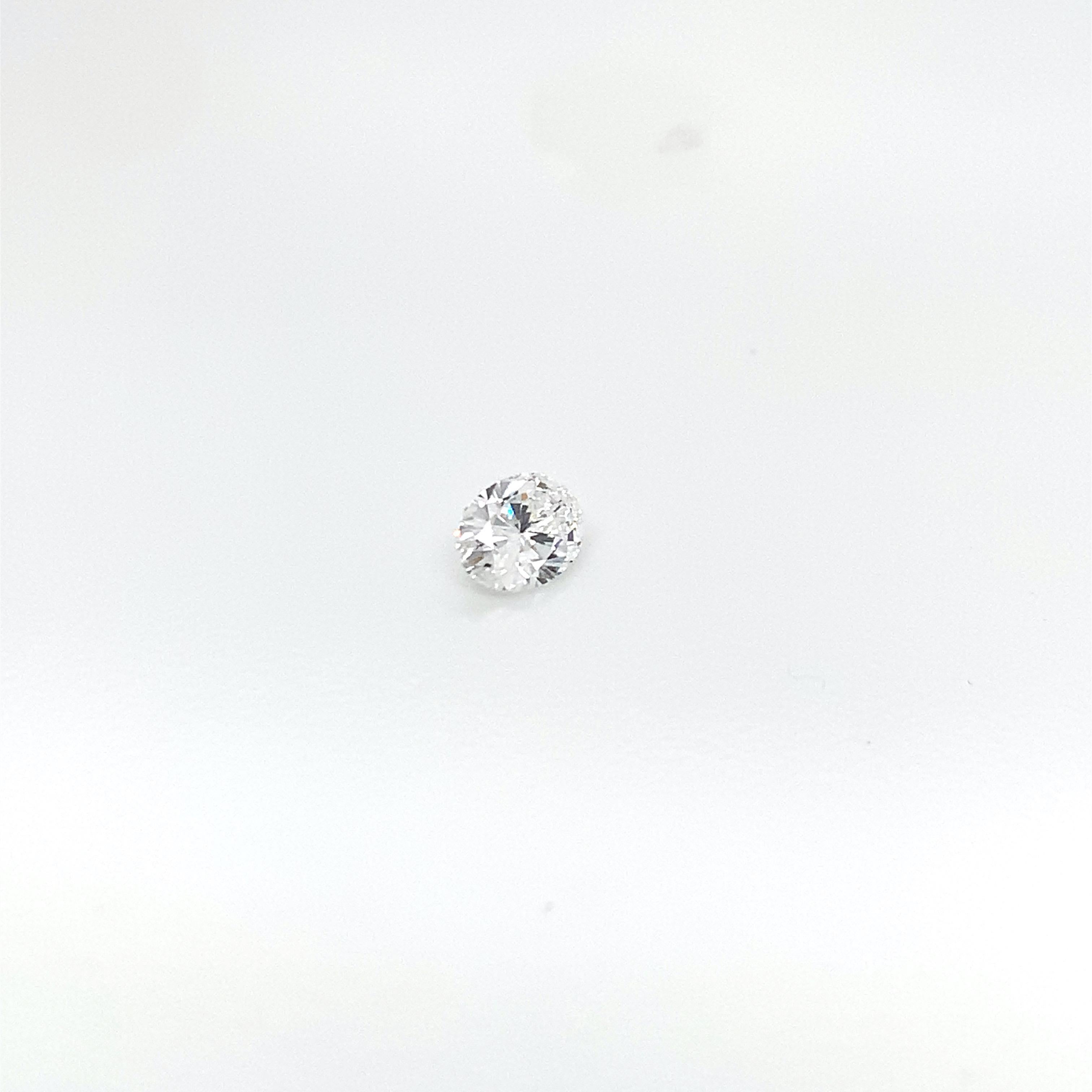 Taille ovale Diamant brillant ovale de 0,42 carat certifié par la GIA en vente