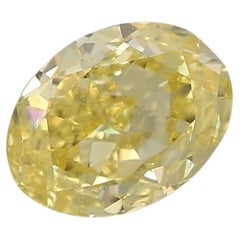 Diamant jaune intense de 0,43 carat de pureté SI1 certifié par le GIA