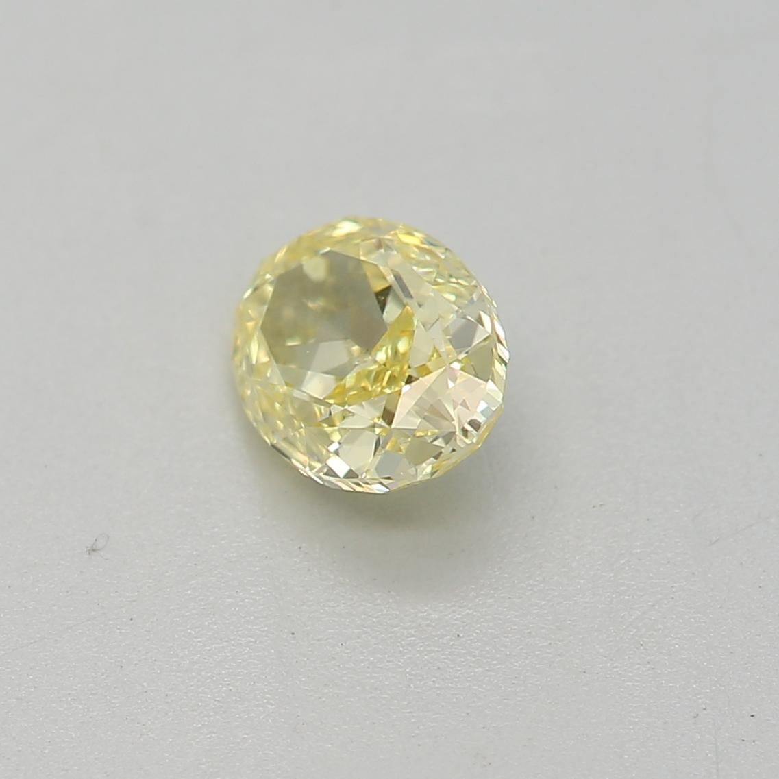 GIA Certified 0.43 Carat Fancy Intense Yellow VS1 Clarity Diamond In New Condition For Sale In บางรัก, TH