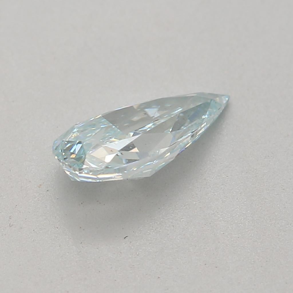 GIA Certified 0.43 Carat Fancy Light Greenish Blue VS2 Clarity Diamond In New Condition For Sale In บางรัก, TH