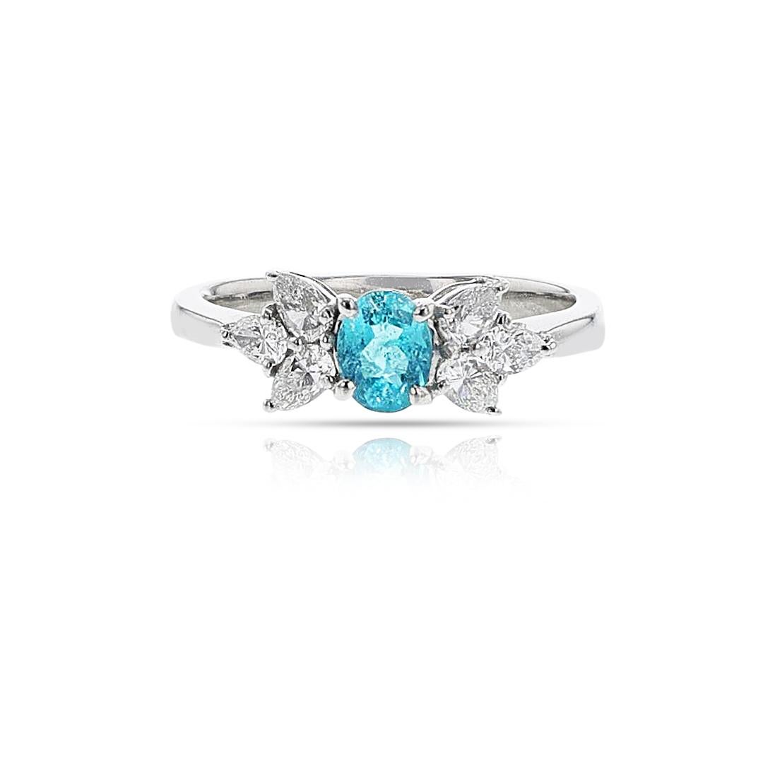 Certifié GIA 0.43 ct. Bague en platine, tourmaline Paraiba du Brésil et diamants en vente 1